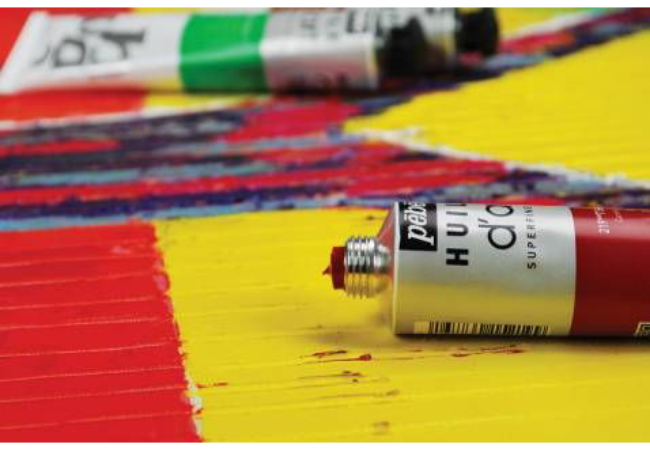 La peinture de marque Pébéo