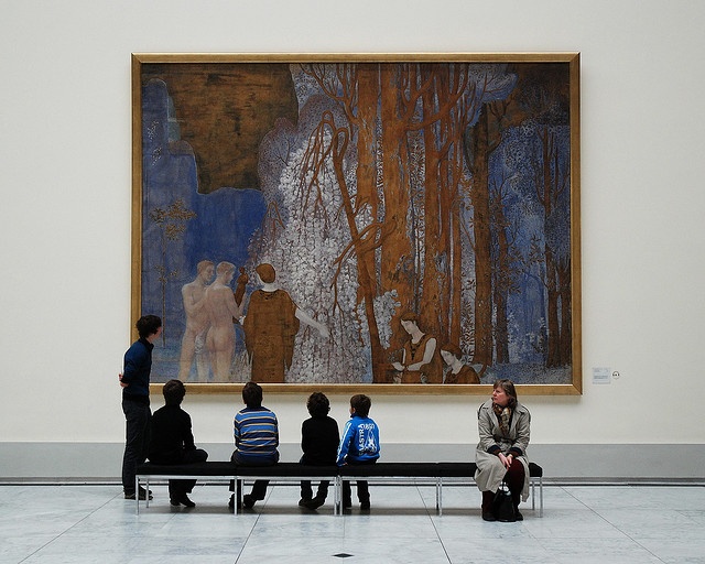 Tableaux sur toile grand format exposés au musée